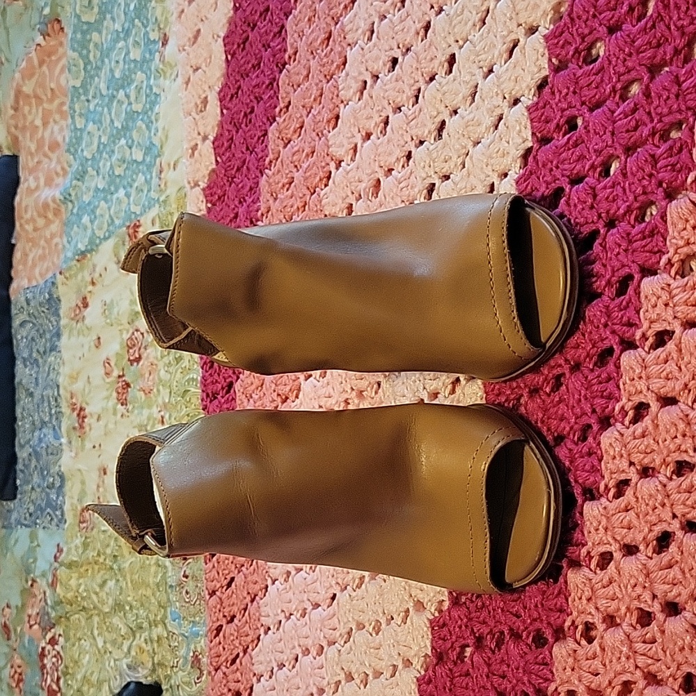 Aldo peeptoe heels